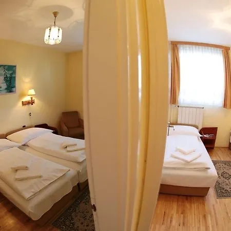 Bara Junior Budapest