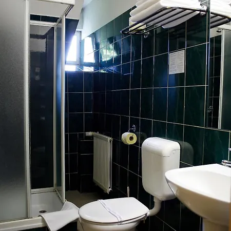 Bara Junior Hotel 2*