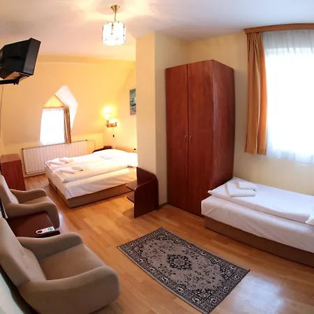 Bara Junior 2* Budapest