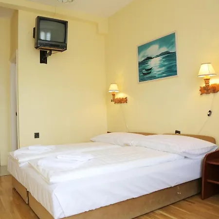 Hotel Bara Junior 2*