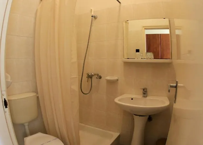 Hotel Bara Junior 2*