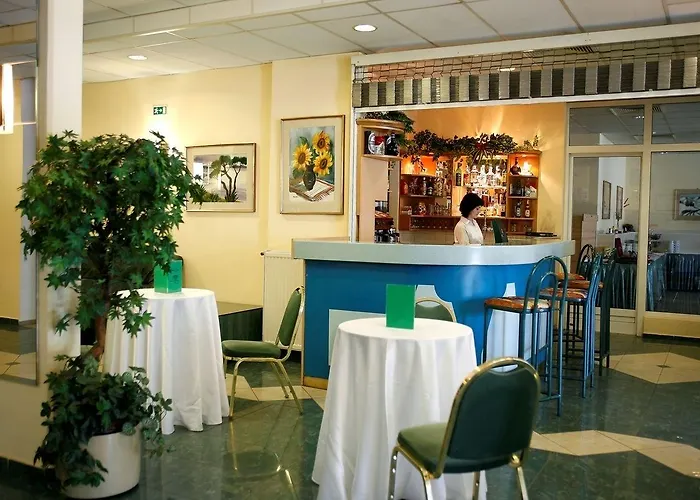 Hotel Bara Junior Budapest