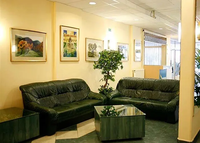 Hotel Bara Junior Budapest