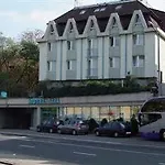Bara Junior 酒店 布达佩斯