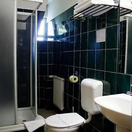 Bara Junior Hotel 2*