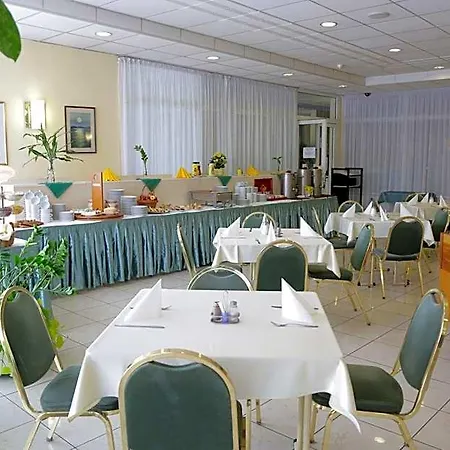 Bara Junior 2* Budapest