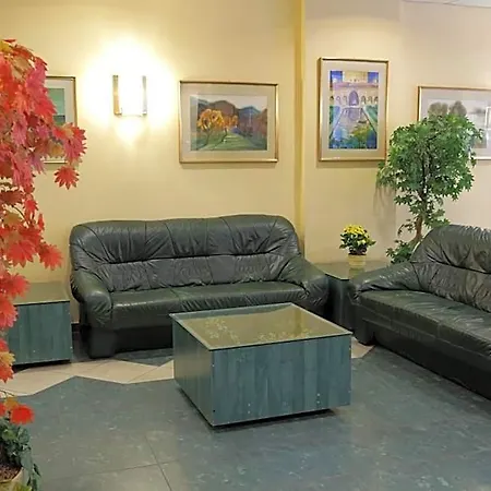 Bara Junior 2* Budapest