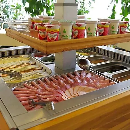 Hotell Bara Junior Budapest