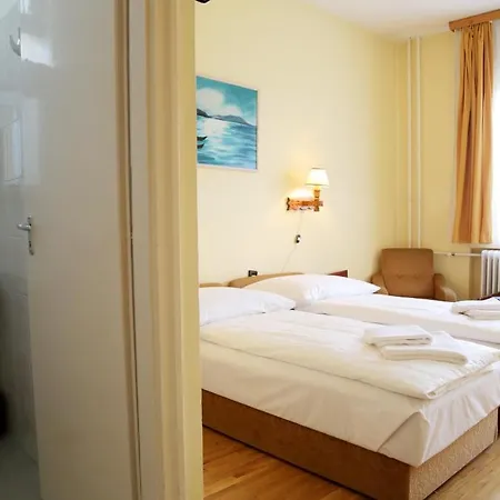 Bara Junior Budapest